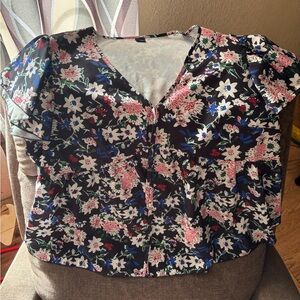 3/$15 SHEIN Black Floral V-Neck Blouse
